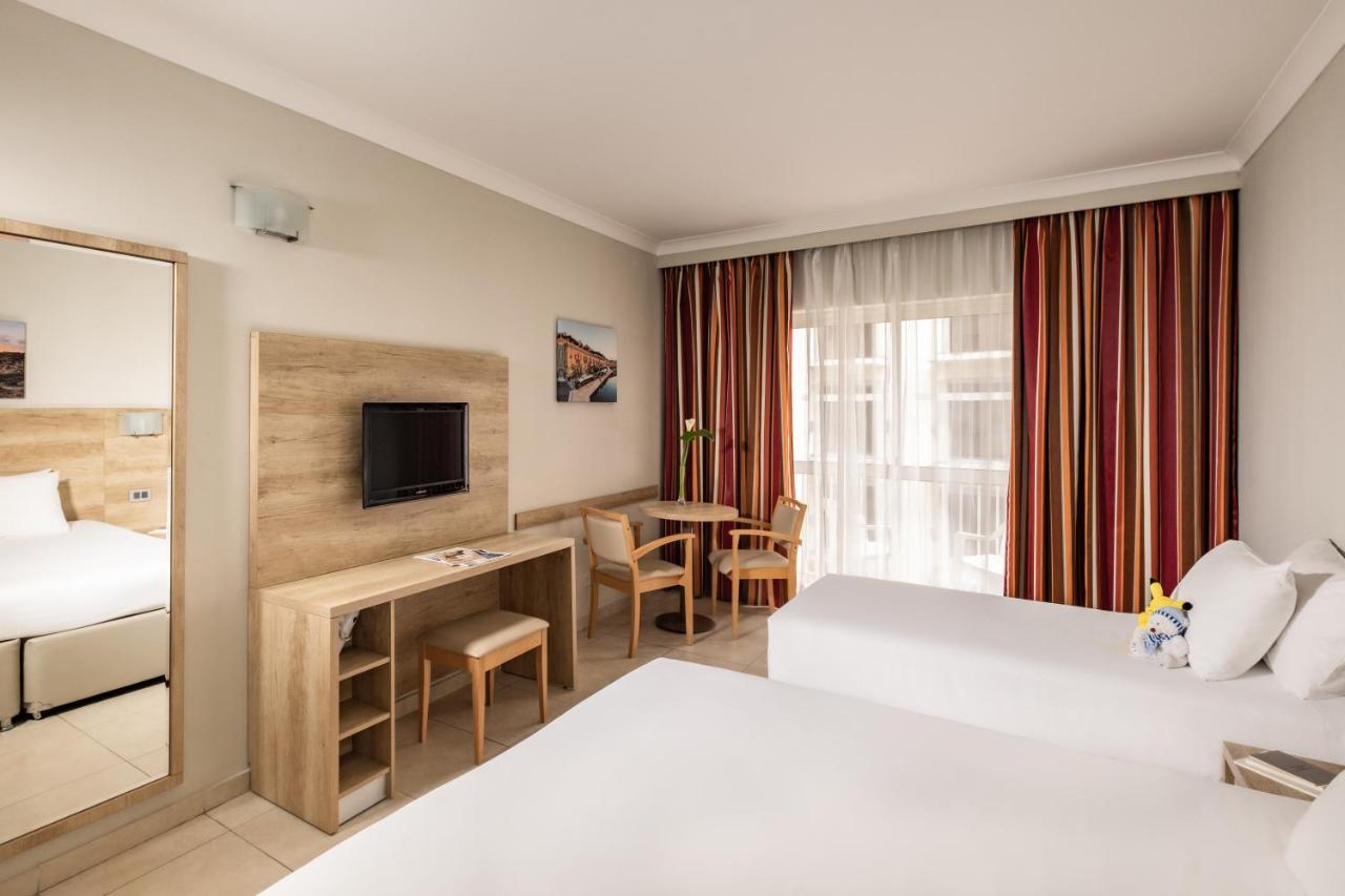 Quarto Familiar