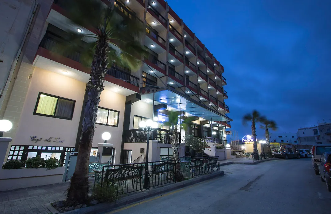 Canifor Hotel-1